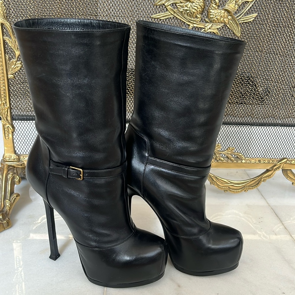 Saint Laurent Leather Platform Boots